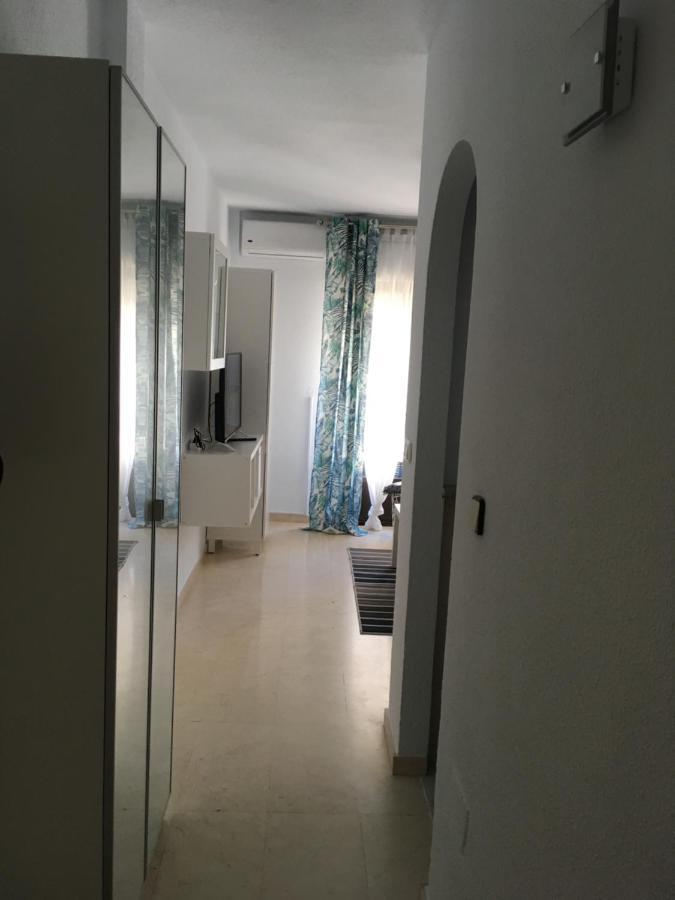 Apartamento Trinidad Mit Netflix Fuengirola Kültér fotó